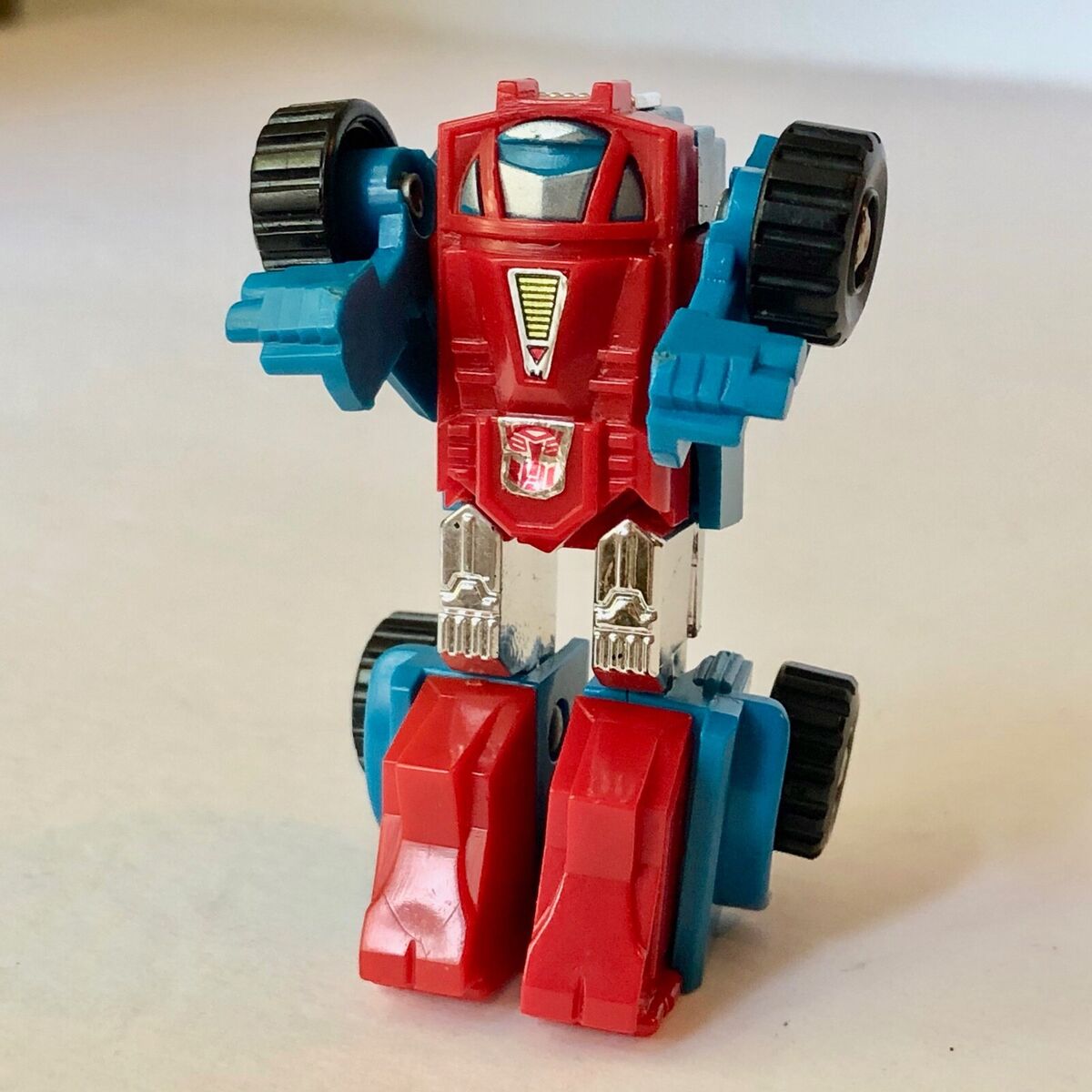 VINTAGE 7pc LOT TAKARA TRANSFORMERS~G1 1st SERIES 1984-1985 VINTAGE 7pc LOT TAKARA TRANSFORMERS~G1 1st SERIES 1984-1985