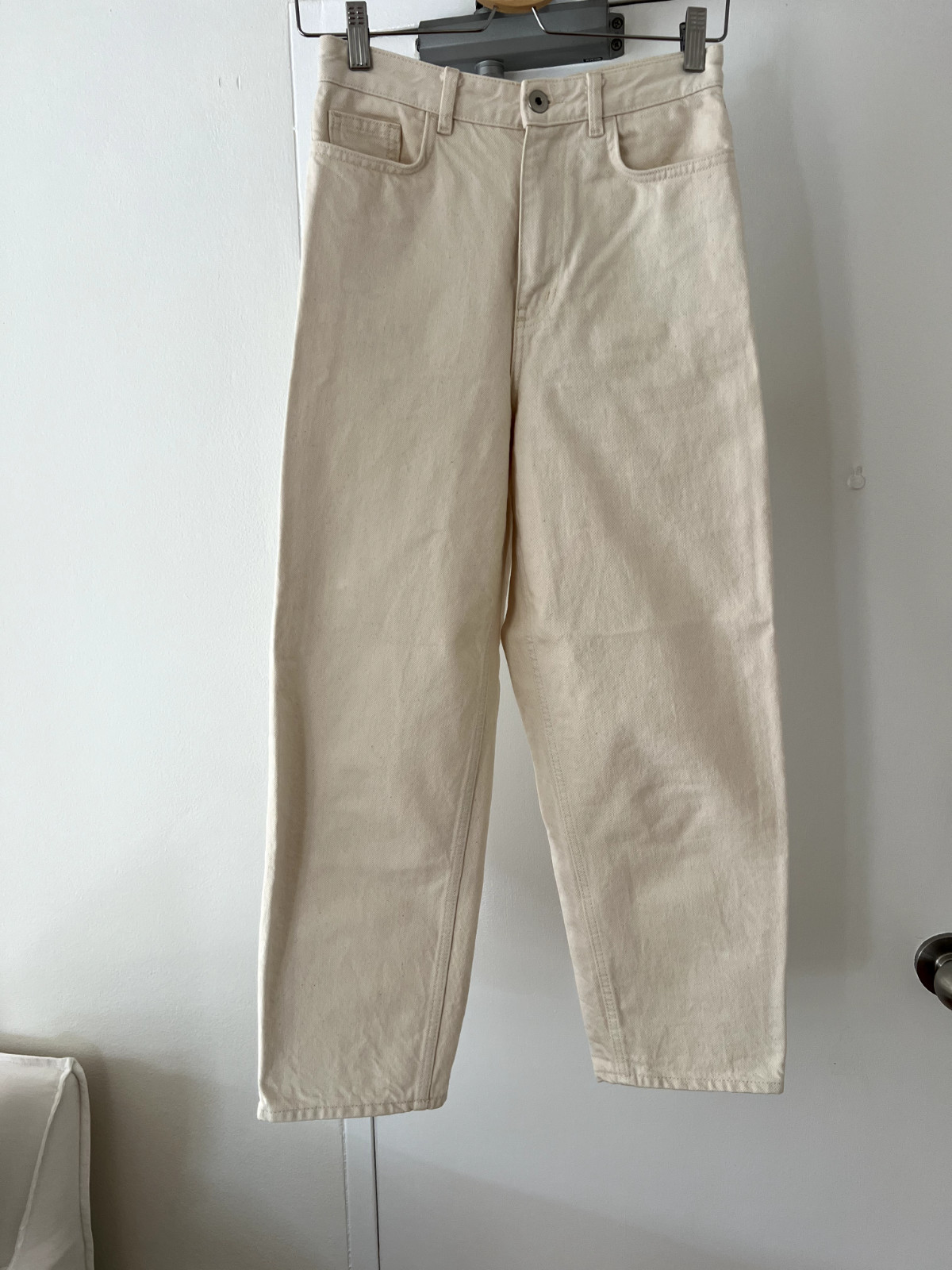 COS tapered leg high rise ankle length jeans size 26 Gem