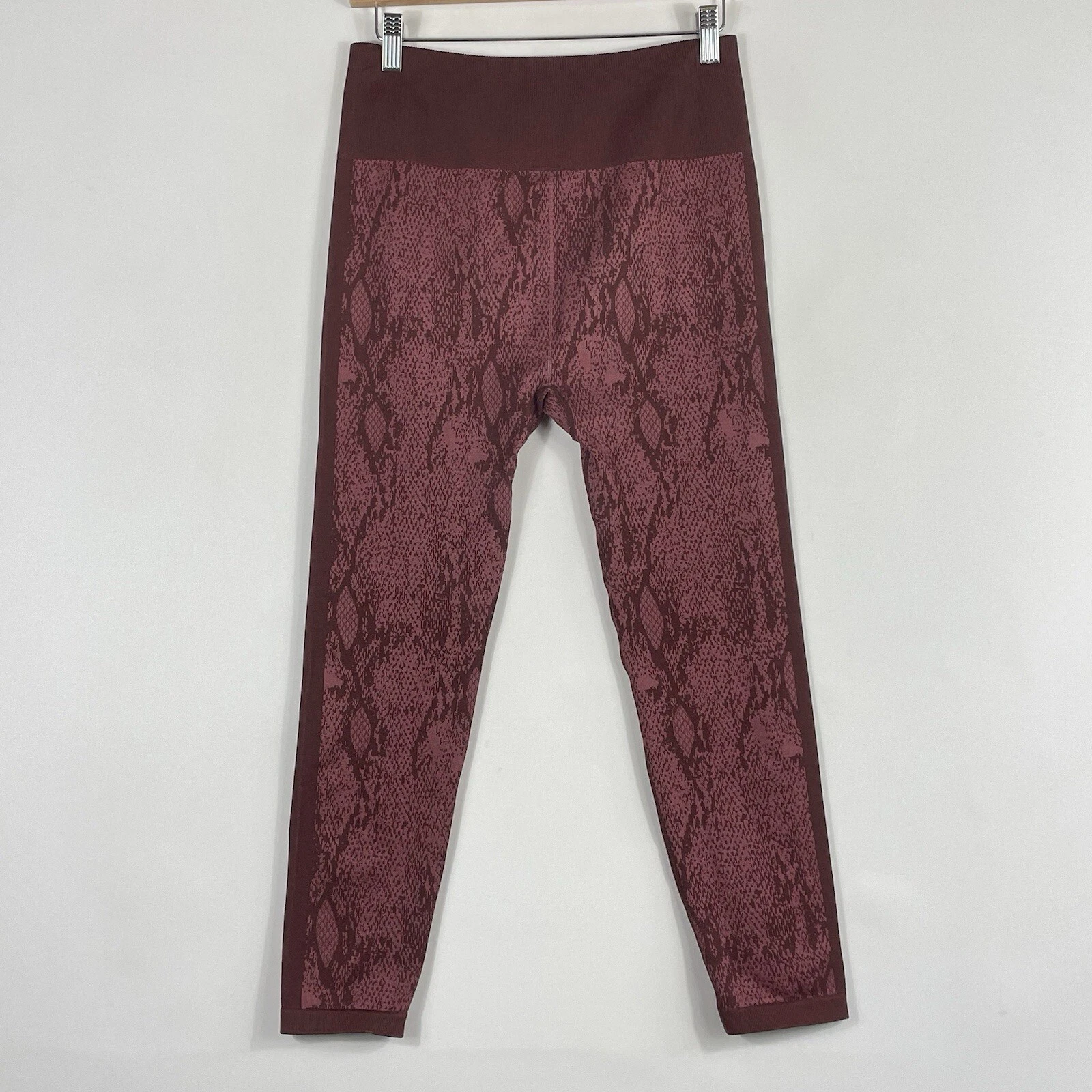 fabletics snake print compression 7/8 leggings