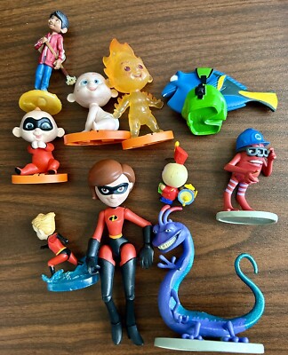 Disney Pixar Figure Play Set: Incredibles, Monsters, Inc., Coco & Nemo