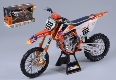 Red Bull KTM 450 Sx-F #222 Tony Cairoli Motocross 1:6 Modell 49673 New Ray
