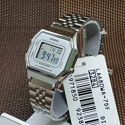 Casio LA680WA-7D Vintage Retro Design Alarm Light Digital Damenuhr - Bild 2 von 11