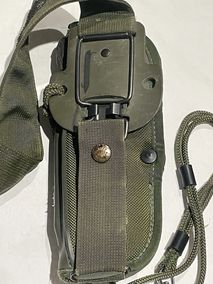 Funda militar universal Bianchi para diestros UM84 / 92 Beretta 92FS Arnés Foto 3 de 4