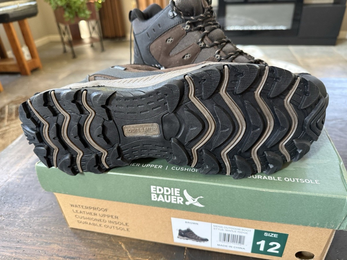 Eddie Bauer Men’s Boots Size 12 – Riley Model – Unworn With Box Eddie Bauer Mens Snow Boots Black Size 9 Riley Winter Boot  main image 2