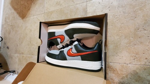 nike spiridon off white