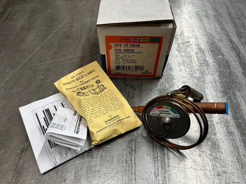 NEW Emerson 066520 Thermal Expansion Valve HFS 1/2 SW45, Inlet 1/4", Outlet 1/2"