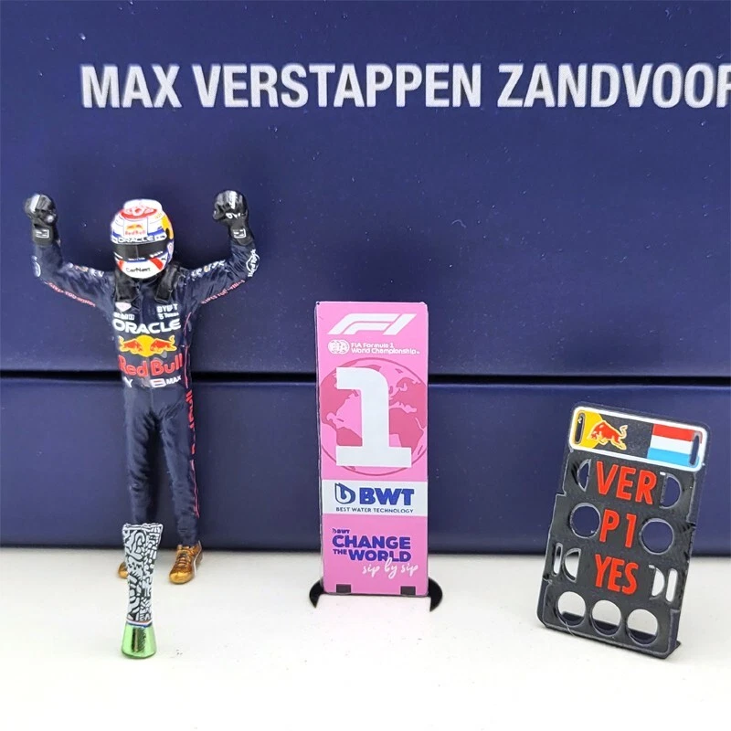 Red Bull RB18 2022 - Max Verstappen - vincitore del GP d'Olanda - 1/43 Spark ... - Immagine 4 di 4