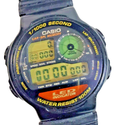 Vintage Casio LED-10 1026 1/1000 sec LAP SPL MEMORY Digital Watch