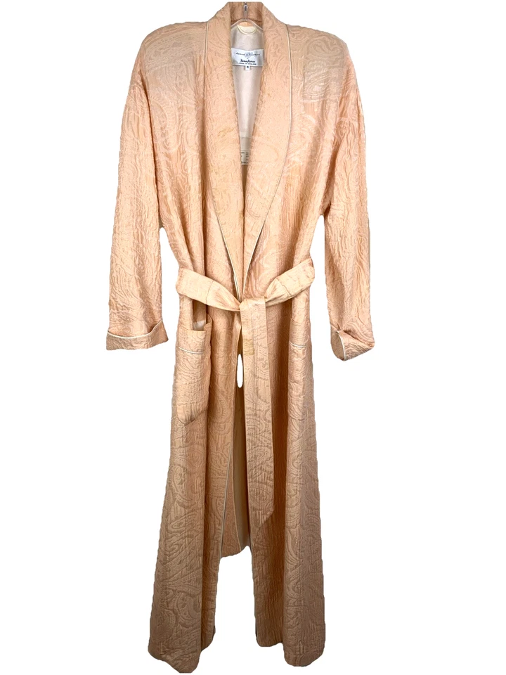 M Daniel Hanson Bata Brocado Seda Melocotón Paisley Nieman Marcus Foto 2 de 4
