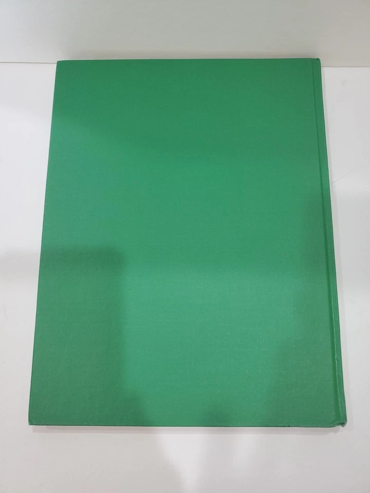 A HANDWEAVER'S PATTERN BOOK BY MARGUERITE PORTER DAVISON REVISED EDITION 1994 - Image 4 of 4