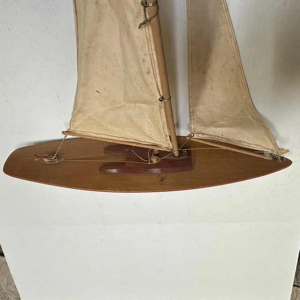 Vintage 21” Blue Seifert-Boot Weighted Pond Yacht Sailboat Made in Germany - Image 3 of 4