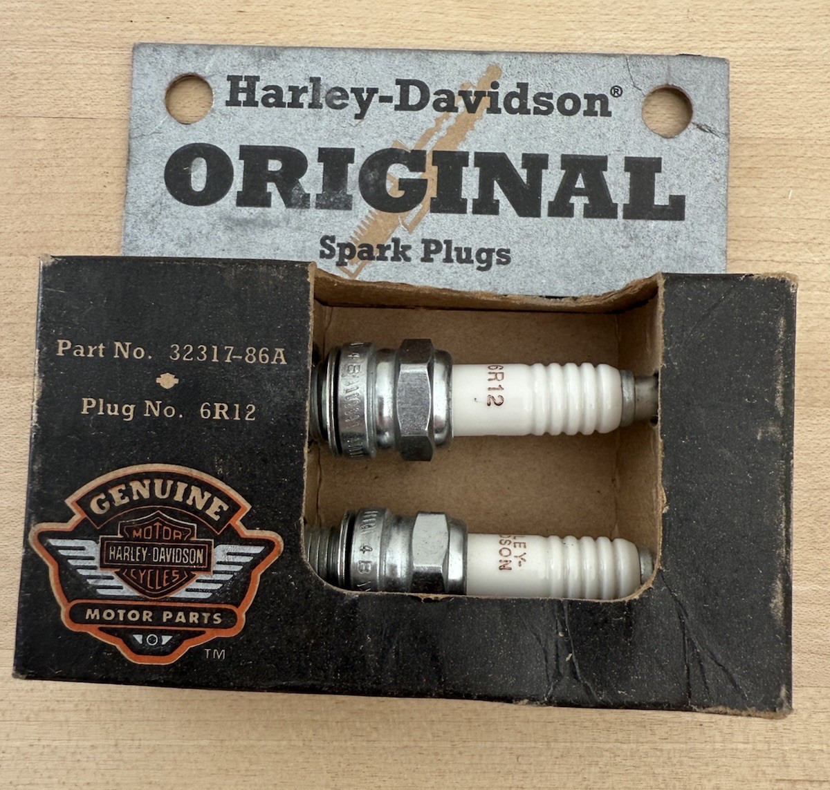 NEW-Harley Davidson Spark Plugs Two 2 6R12 Part Number 3231786 A