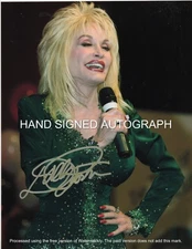 DOLLY PARTON HAND SIGNED 8 1/2 X 11 STUNNING COLOR PHOTO / COA