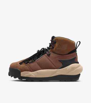FN0563-200 sacai Nike Magmascape Pecan (Men