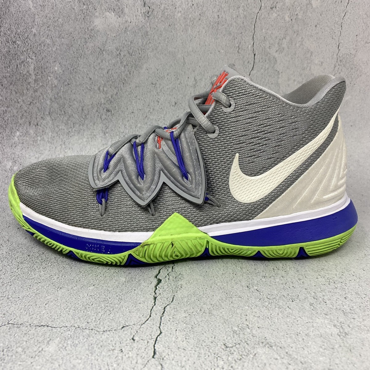 シューズ(男性用) Nike Kyrie 5 kobe mamba mentality Nike Kyrie V 5 Mamba Mentality sz 10. Kobe Chaos Joker