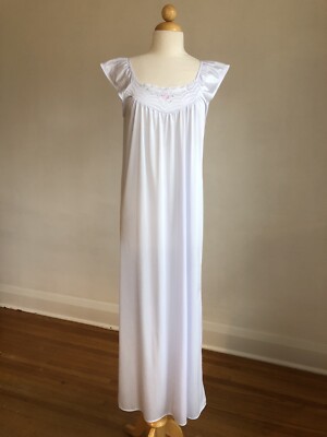 BEAUTIFUL NWOT VTG KATZ Purple Nylon Embroidered Full-length Nightgown SZ S