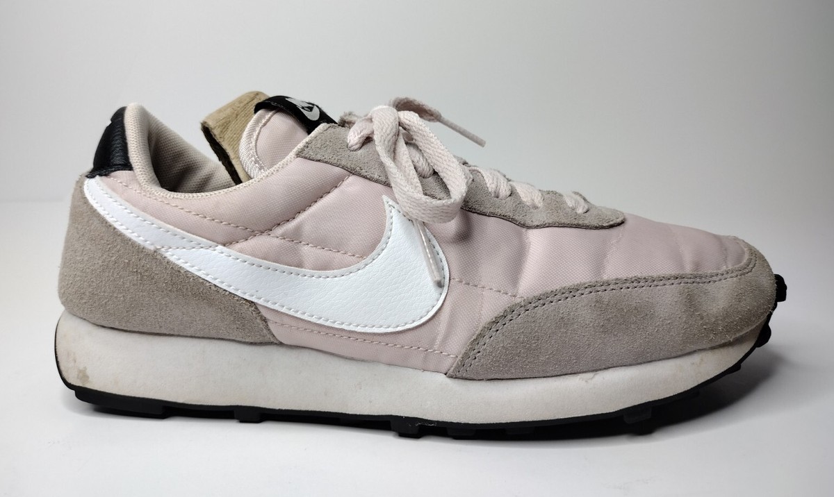 人気★【NIKE】★WMNS NIKE DAYBREA.K BARELY ROSE★22-27.5cm Nike DayBreak Barely Rose White Running Shoes CK2351-601
