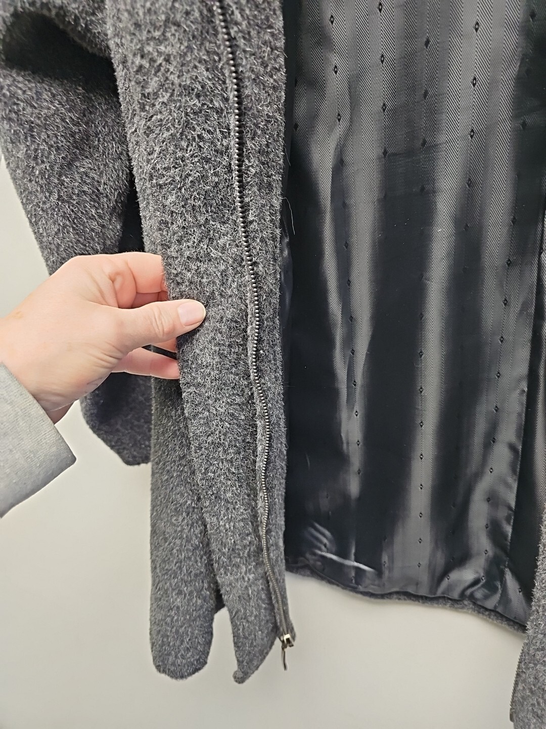 PERUVIAN LINK ALPACA COLLECTION GRAY TOGGLE JACKE… - image 2