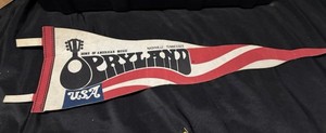 vintage souvenir pennant from the Opryland USA theme park