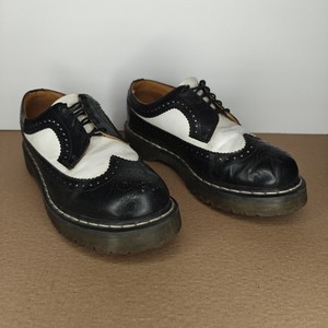 Dr Martens Wingtip Shoes | eBay display picture 2