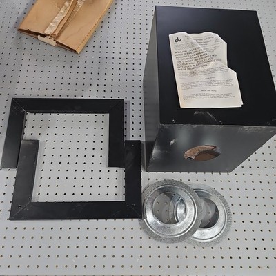 DURAVENT PELLETVENT PRO Pipe 3'' Diameter Cathedral Support Box #3PVP-CS