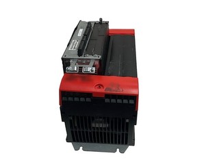 Convertidor de frecuencia SEW EURODRIVE MDX60A0150 503 4 00 32A MDX61B 00/0T