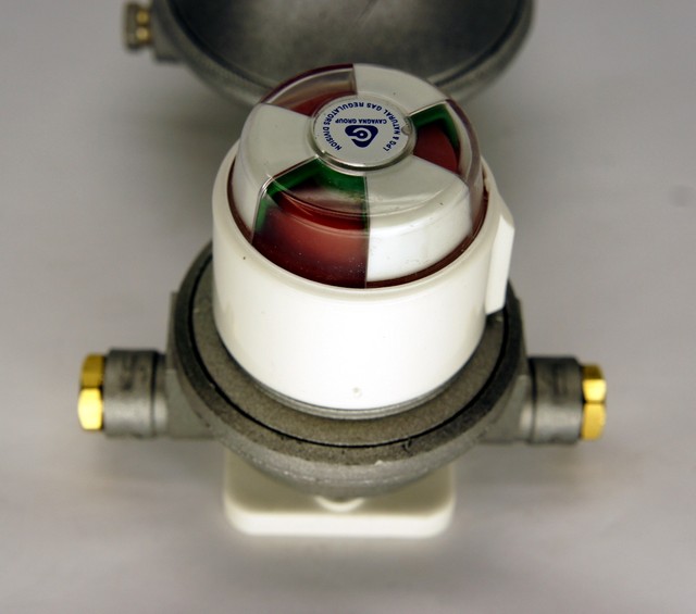 HIGH PRESSURE CAVAGNA KOSAN AUTOMATIC CHANGEOVER REGULATOR PROPANE WITH