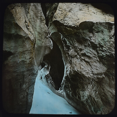 Foto INNEN DER SCHLUCHT AARE NO2 SCHWEIZ UM 1920 Magisches Laternendia