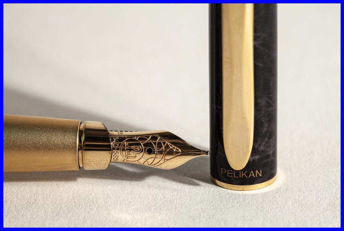1994 PELIKAN fountain pen, CELEBRY LINE, Achat Black & Gold, M 585