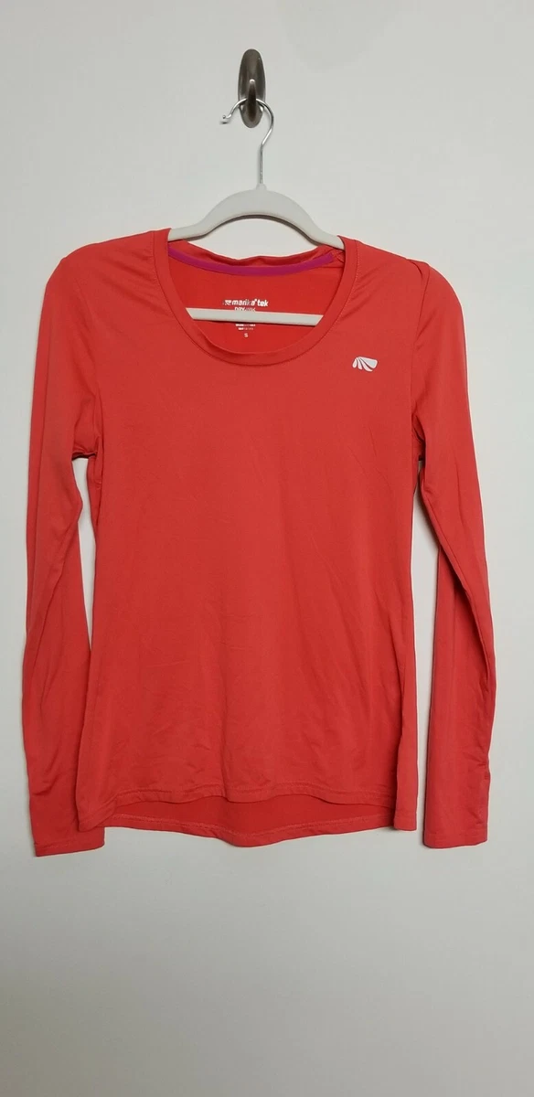 Marika sportswear top