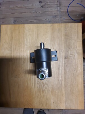 Lenord+Bauer GEL 209-VN01024B013 Inkrementaler Drehgeber  10-30V DC, NEU