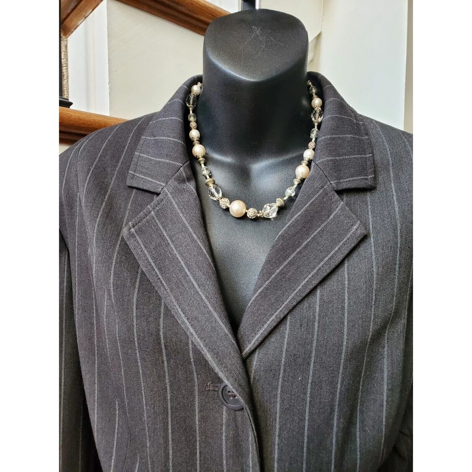 Blazer Worthington Para Mujer Gris Poliéster Sencillo Pecho (10) y Pantalón (6) Traje Foto 2 de 4