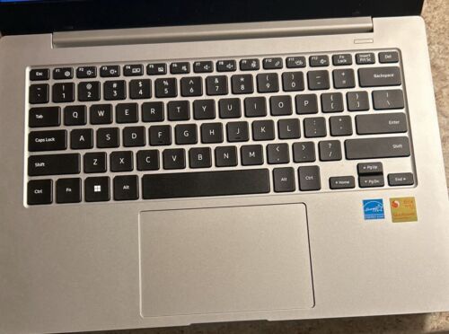 Samsung Galaxy Book 14" 128GB SSD, Qualcomm Snapdragon 7C - Picture 2 of 3