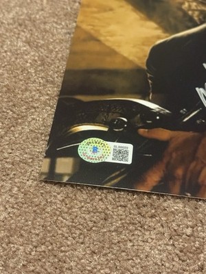 Mark Wahlberg サイン入り写真 証明書付き Mark Wahlberg Signed 8x10 Photo – Beckett BAS Authenticated