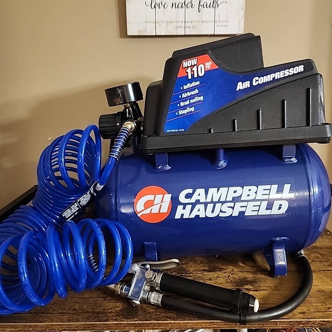 Campbell Hausfeld 2 Gallon 110 max PSI 120v 60hz 2A Air Compressor