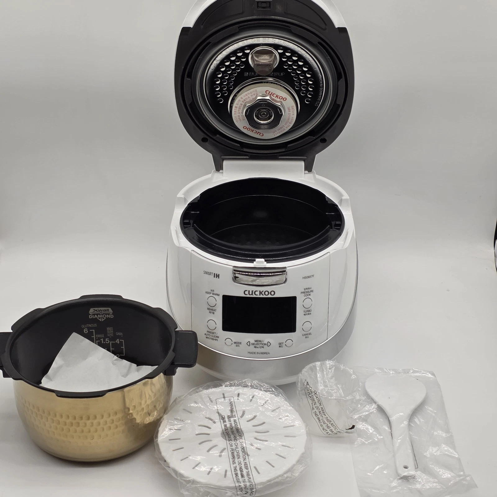 Cuckoo Induction Heating Pressure Rice Cooker 18 built-in programs NEW