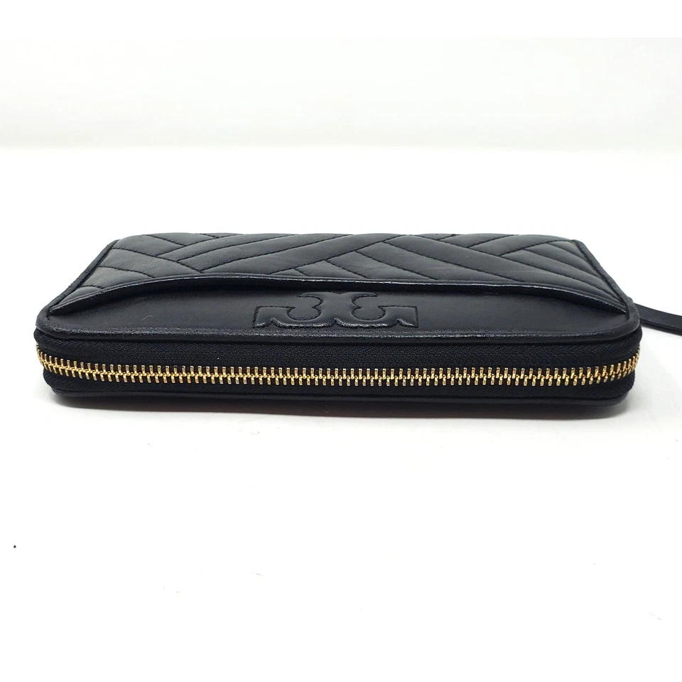 Cartera de cuero continental Tory Burch Alexa acolchada geométrica negra con cremallera alrededor Foto 3 de 4