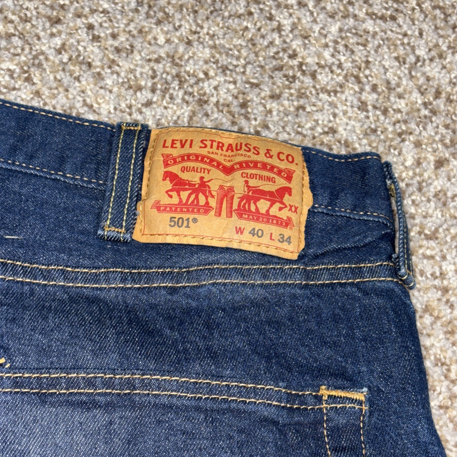 Levi's 501 Jeans Straight Leg Button Fly Denim Blue Mens Size 40x34 Fits 39 X 33 - View 17