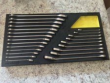 Snap-on Flank Drive 23pc Sae Metric Master Reversible Ratcheting Tool Set Snap-on Flank Drive 23pc Sae Metric Master Reversible Ratcheting Tool Set