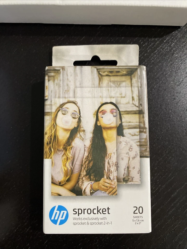 Paquete de impresora fotográfica para teléfono inteligente HP Sprocket 2x3 - impresora + hojas de fotos + álbum Foto 2 de 4