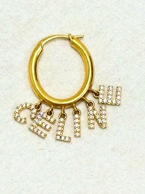 CÉLINE Letter Hoop Ohrring