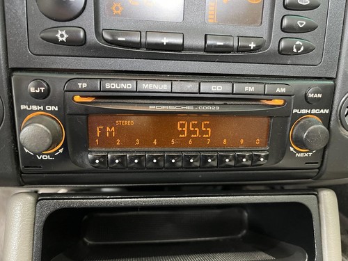Radio reproductor AM-FM-CD 2003-2004 Porsche Boxster 986 996 OEM (99664512802) probado - Imagen 3 de 24