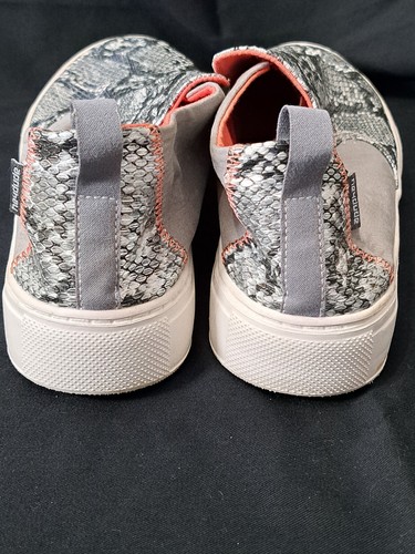 Hey Dude Women's Peyton Faux Snakeskin Gray Silver Comfort Casual Slip On Size 9 - Picture 8 of 13