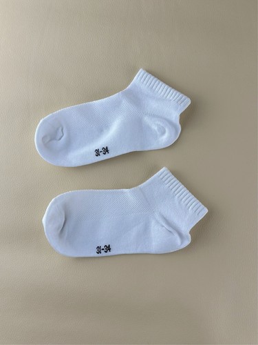 Venta al por mayor, paquete de 6, nuevos calcetines acanalados de corte bajo para niños niñas o niños, 8-11 años, blancos - Imagen 9 de 9