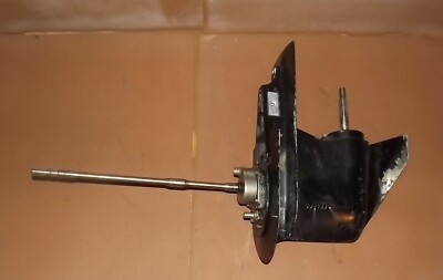 2002 Mercury 4 Stroke 90 HP Long Lower Unit Gearcase 20'' PN 9011J2 fits 2000-03