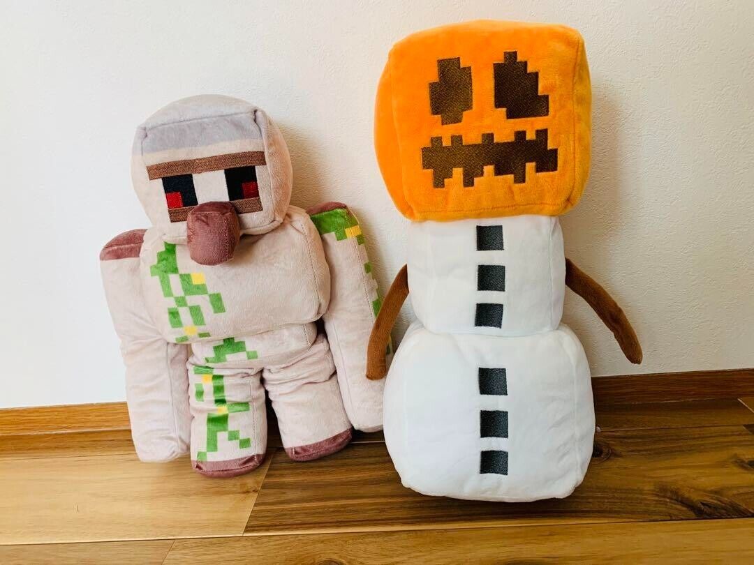 Party Decoration Photo Prop Life Size Minecraft Snow Golem the Warden And  TNT Box for Sale in Miami, FL - OfferUp