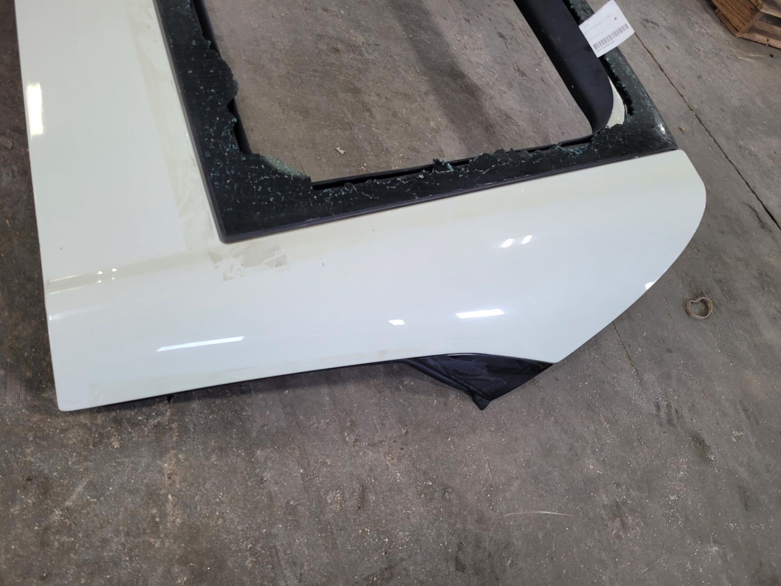 2019 Ferrari Portofino Rear Roof without glass; White 