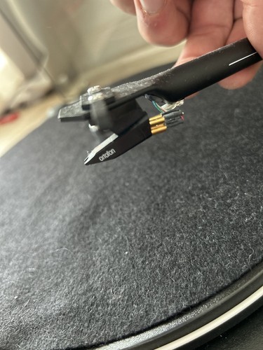 Pro-Ject Essential TK27 Black Plattenspieler - Bild 2 von 4