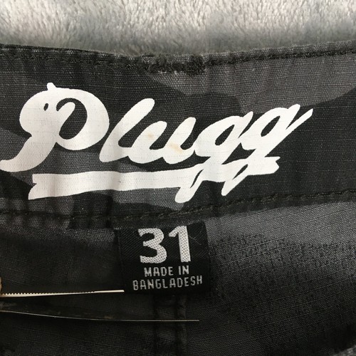 PLUGG Cargo Shorts, Men's 31, Grey Camo Skater EUC - Picture 3 of 8