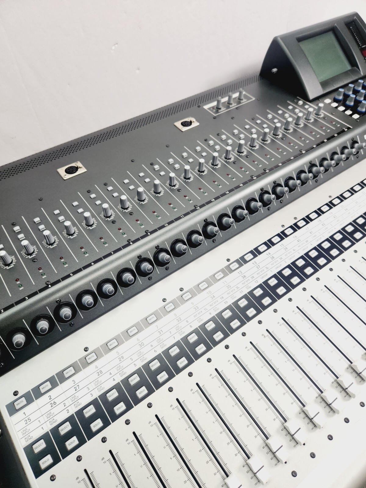 Mackie TT24 24Channel Digital Live Mixer Mixing Console TT24 eBay